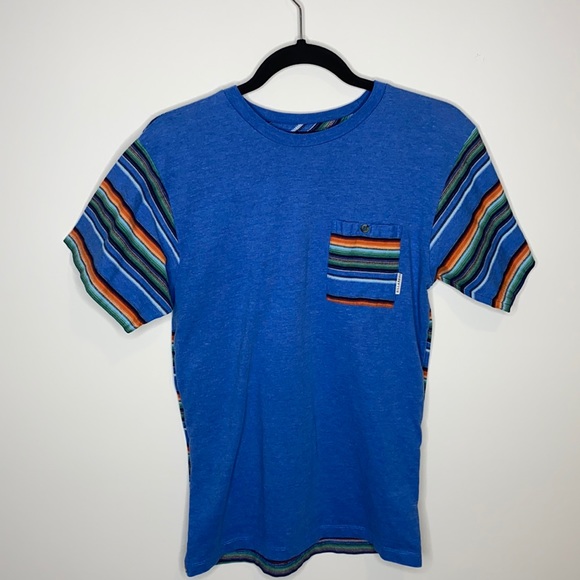 Billabong Other - 🔴 Billabong blue & striped t-shirt button pocket